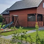 Semesterbostad U Majki I Michasi *